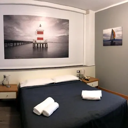 Bella Venezia Mare فندق لينانو سابيادورو
