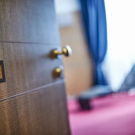 Bella Venezia Mare 호텔 리그나노 사비아도로