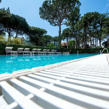 Bella Venezia Mare 호텔 4*