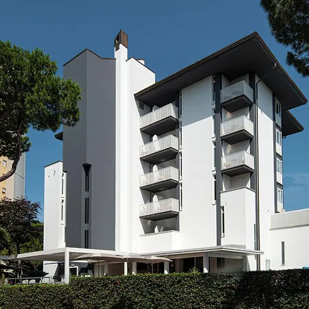Hotel Bella Venezia Mare 4*