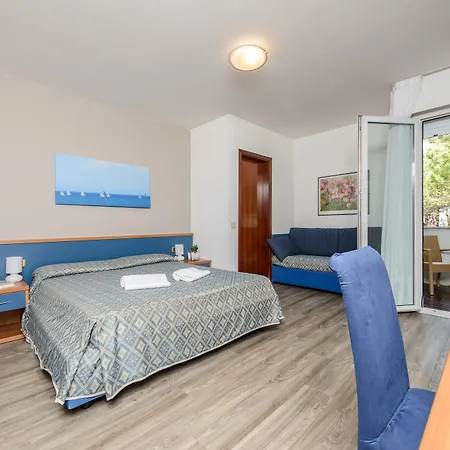 Hotel Bella Venezia Mare 4*