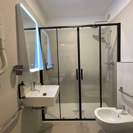 Hotel Bella Venezia Mare 4*